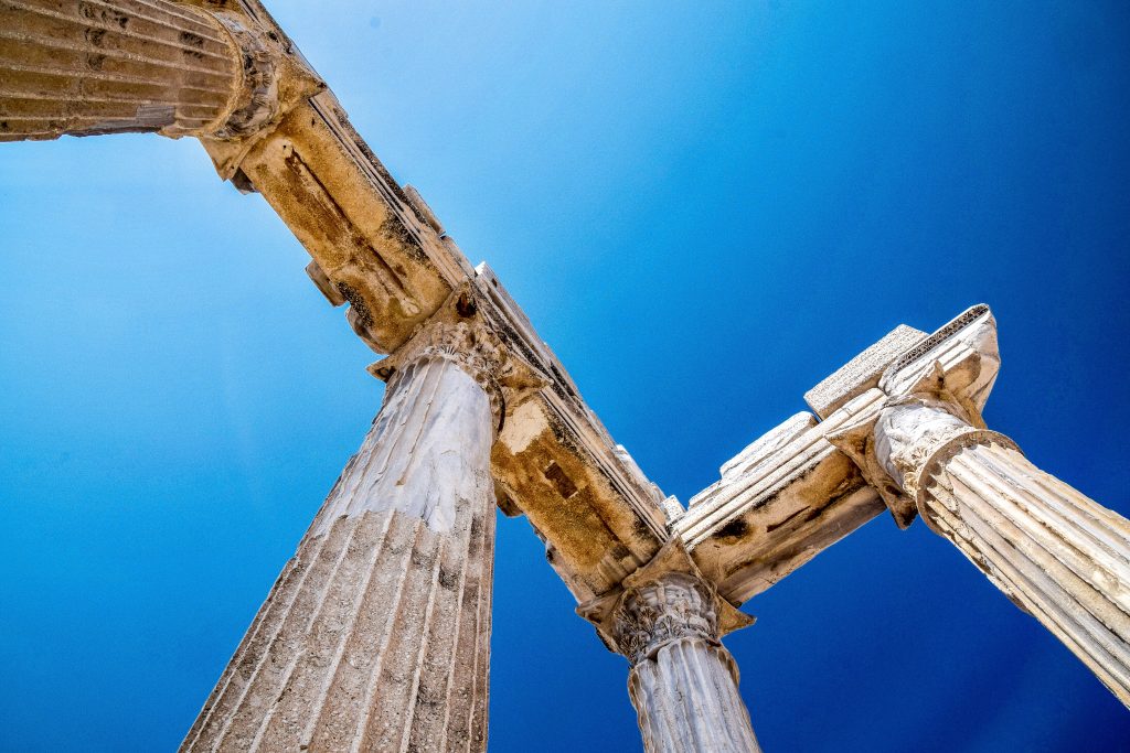 Socrate, l'uomo greco e la svolta occidentale